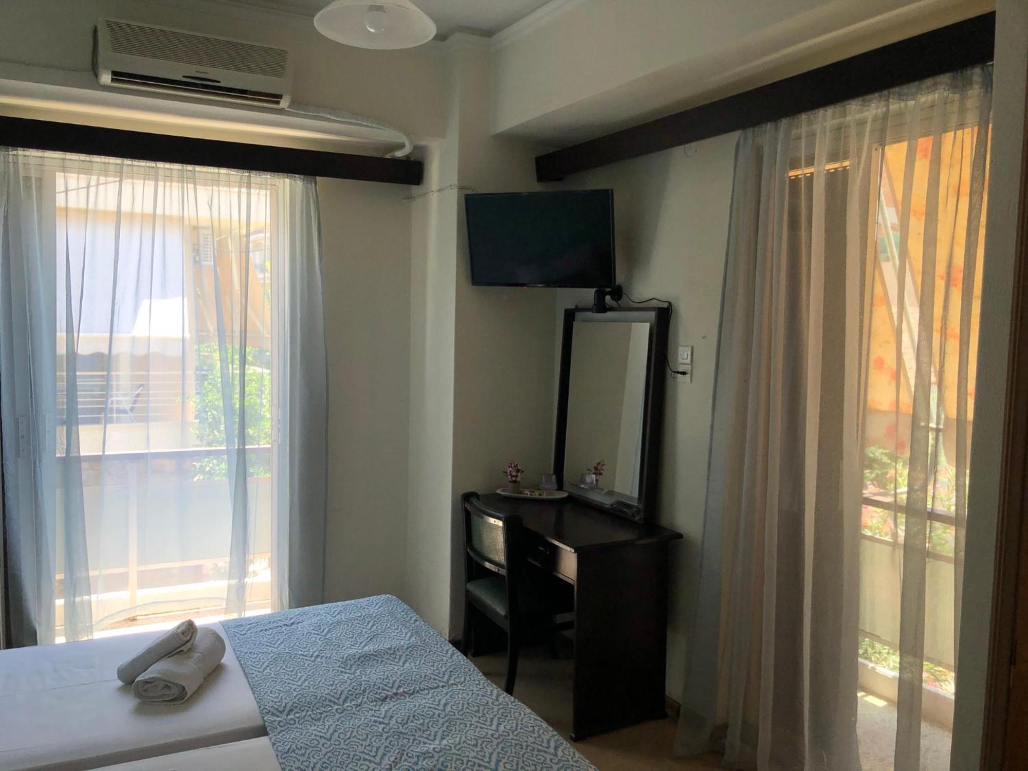 Kekrops Hotel Loutra Edipsou  ภายนอก รูปภาพ